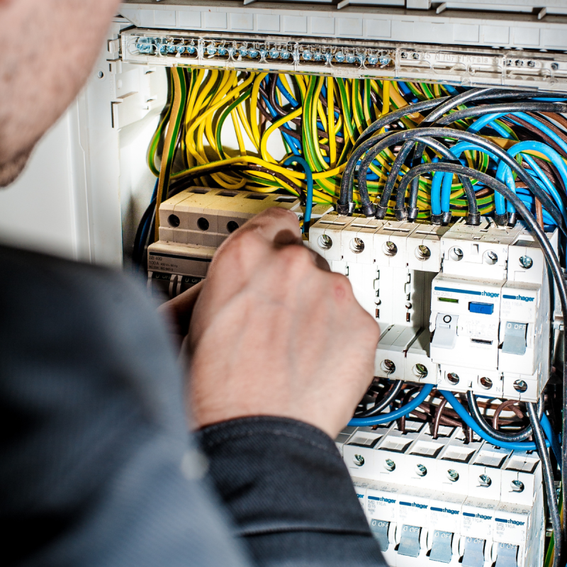 Solutions for Electricians and Scrap Dealers
